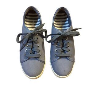 Vionic Brinley Water Resistant Suede Sneakers Blue Size 7